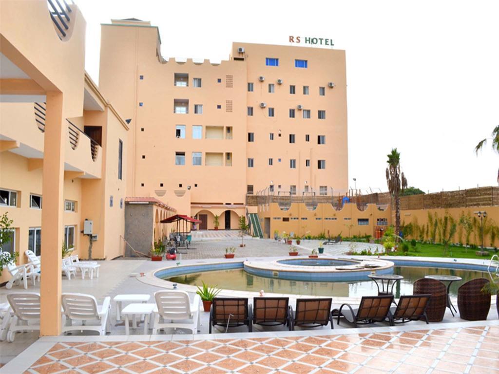 Royal Suites Hotel Nuakchot Exterior foto