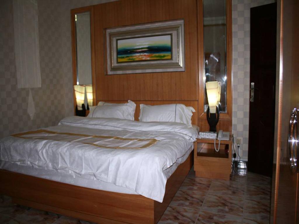 Royal Suites Hotel Nuakchot Habitación foto